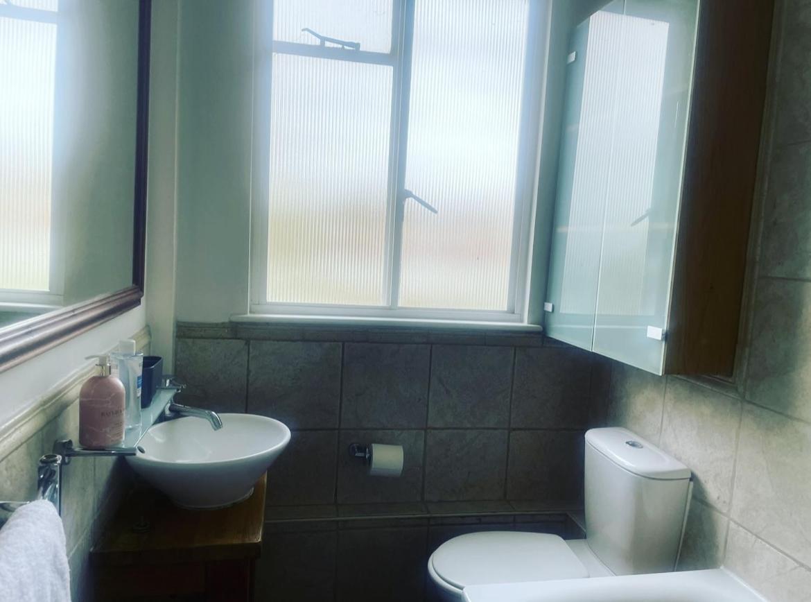 Luxury 1-Bed Apartment With Stunning City Views Perfect For Short Stays In Лондон Екстер'єр фото